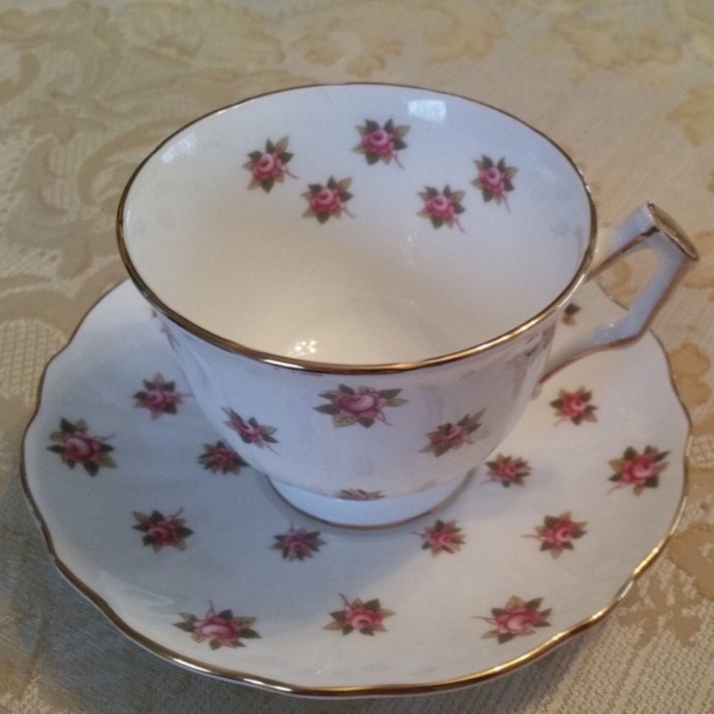 Vintage Anysley Rose Spray Tea Cup  and Saucer